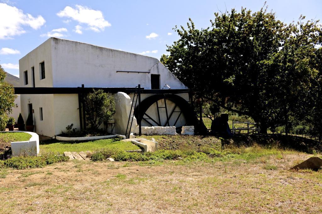 Villa Beaumont Family Wines Botrivier Exterior foto